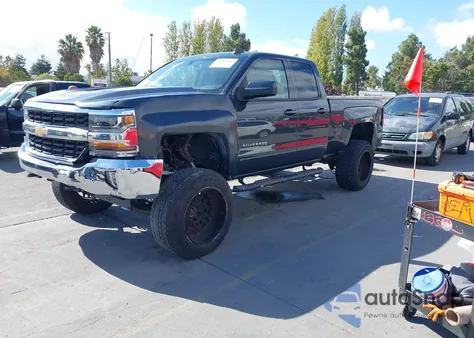 2017 Chevrolet Silverado 1500 1Lt z USA, uszkodzony, nr VIN 1GCVKREH1HZ336024